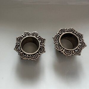 Elegant Silver Floral Design Napkin Rings